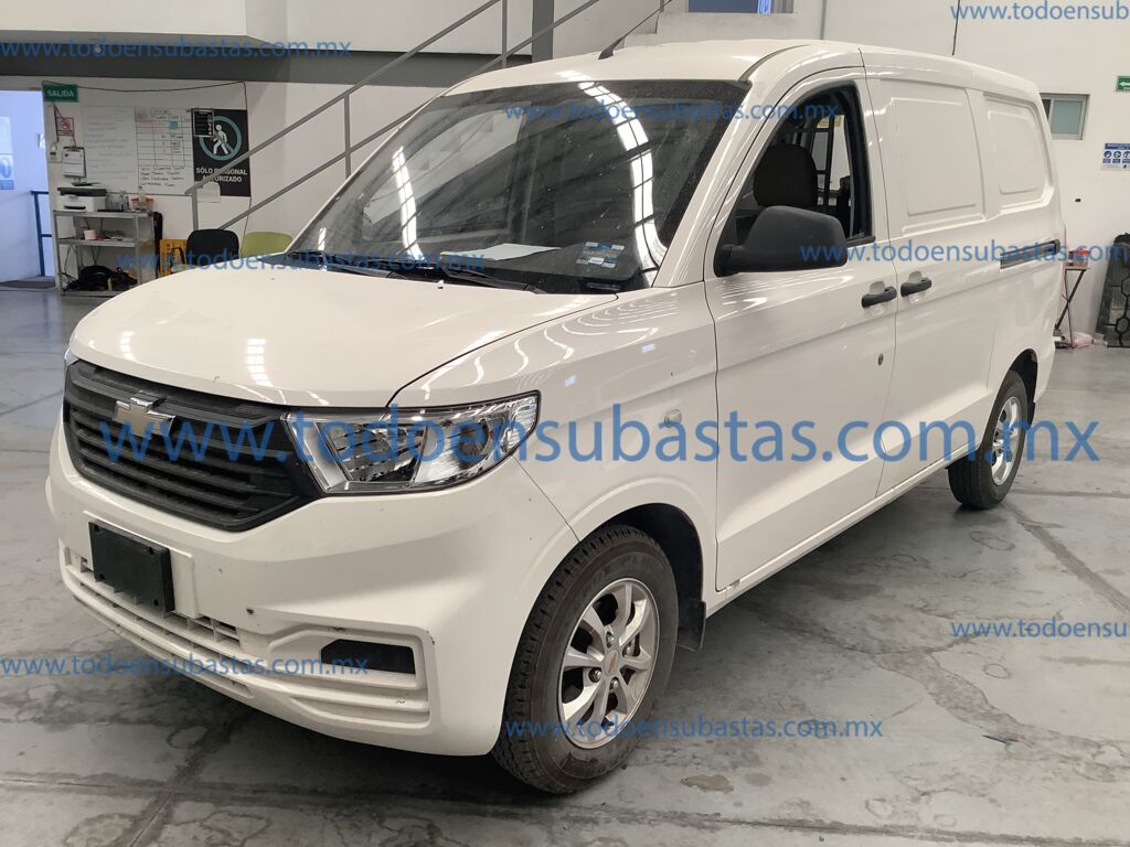 Chevrolet Tornado 2023 5p Van LS L4/1.5 Man  2023 Chevrolet Tornado Ingreso Exteriores 0