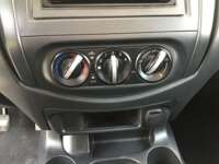 Nissan NP300 Frontier 2020 4p LE L4/2.5 Man 2020 Nissan NP300 Frontier Venta Interiores 4
