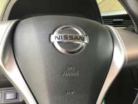 Nissan NP300 Frontier 2020 4p LE L4/2.5 Man 2020 Nissan NP300 Frontier Venta Interiores 8