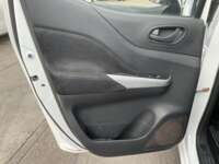 Nissan NP300 Frontier 2020 4p Diesel L4/2.5/T 4X4 Man Paq. Seg. 2020 Nissan NP300 Frontier Venta Interiores 16