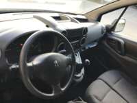 Peugeot Partner Maxi 2019 5p L4/1.6/T Diesel Man 2019 Peugeot Partner Maxi Venta Interiores 4