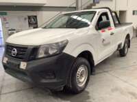 Nissan NP300 Estacas 2018 2p L4/2.5 Man D/H Paq. Seg. 2018 Nissan NP300 Estacas Venta Exteriores 1