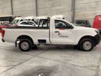 Nissan NP300 Estacas 2018 2p L4/2.5 Man D/H Paq. Seg. 2018 Nissan NP300 Estacas Venta Exteriores 4