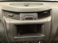 Nissan NP300 Estacas 2018 2p L4/2.5 Man D/H Paq. Seg. 2018 Nissan NP300 Estacas Venta Interiores 6