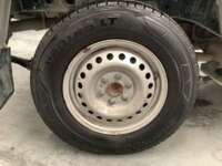 Nissan NP300 Estacas 2018 2p L4/2.5 Man D/H Paq. Seg. 2018 Nissan NP300 Estacas Venta Llantas 4