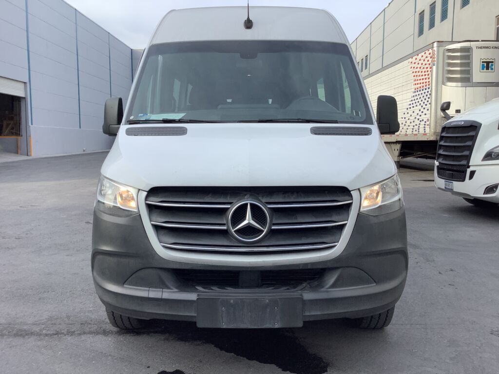 Mercedes-Benz Sprinter Pasajeros 2020 516 Larga Urbano A/A L4/2.1/TDI Aut 20/Pas 2020 Mercedes-Benz Sprinter Pasajeros Venta Exteriores 2