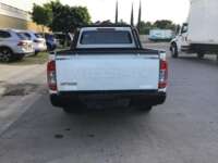 Nissan NP300 Pick Up 2018 2p L4/2.5 Man A/A Paq. Seg. 2018 Nissan NP300 Pick Up Venta Exteriores 6