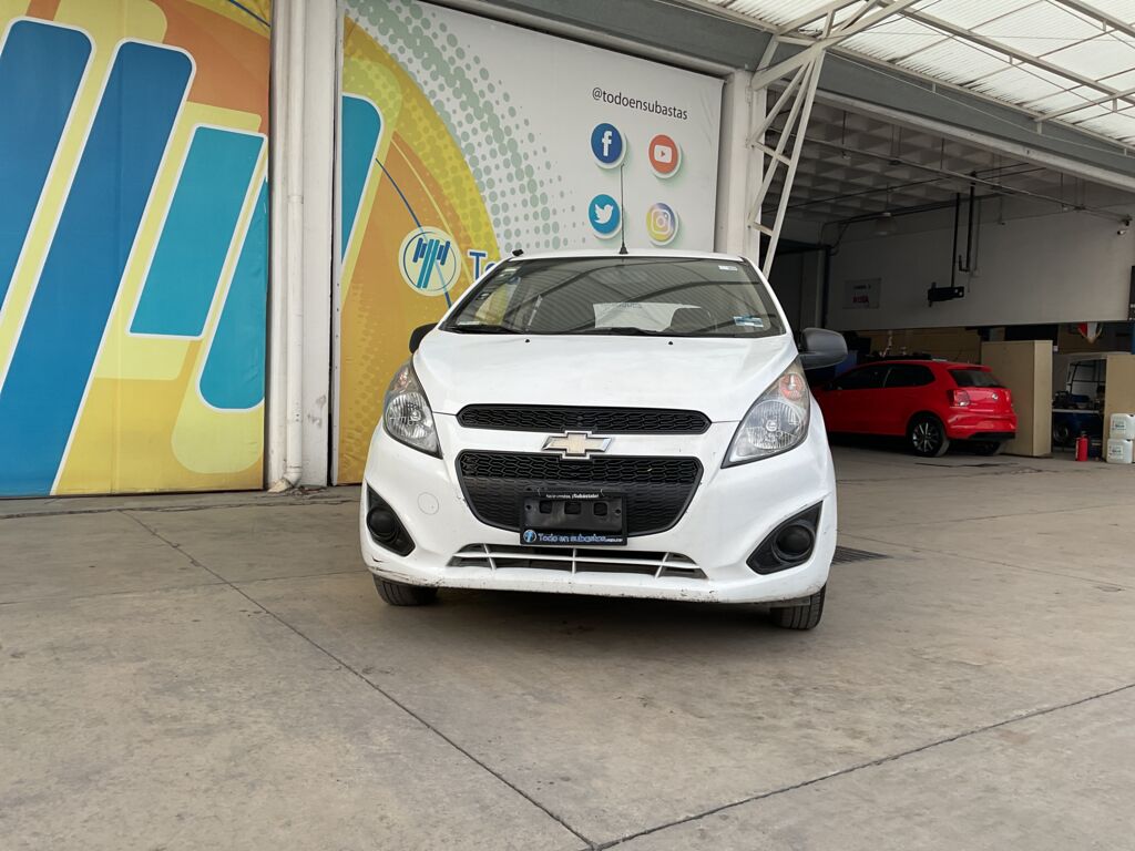 Chevrolet Spark 2015 5p LS Cargo L4/1.2 Man   2015 Chevrolet Spark Venta Exteriores 2
