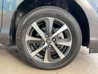 Toyota Prius 2020 5p C Híbrido L4/1.5 Aut  2020 Toyota Prius Venta Llantas 10