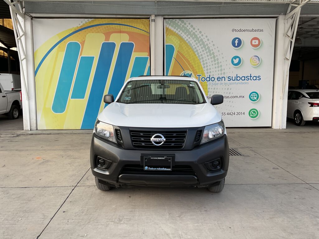 Nissan NP300 Frontier 2018 4p LE L4/2.5 Man 2018 Nissan NP300 Frontier Venta Exteriores 2