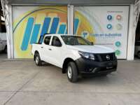 Nissan NP300 Frontier 2018 4p LE L4/2.5 Man 2018 Nissan NP300 Frontier Venta Exteriores 3