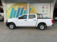 Nissan NP300 Frontier 2018 4p LE L4/2.5 Man 2018 Nissan NP300 Frontier Venta Exteriores 8