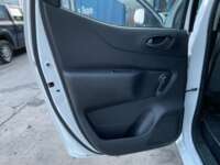 Nissan NP300 Frontier 2018 4p LE L4/2.5 Man 2018 Nissan NP300 Frontier Venta Interiores 15