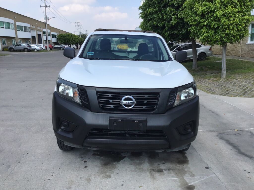 Nissan NP300 Pick Up 2018 2p L4/2.5 Man A/A Paq. Seg. 2018 Nissan NP300 Pick Up Venta Exteriores 2