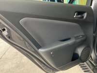 Toyota Prius 2019 5p Base CVT 2019 Toyota Prius Venta Interiores 20