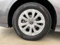 Toyota Prius 2019 5p Base CVT 2019 Toyota Prius Venta Llantas 1