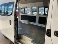 Nissan Urvan Pasajeros 2019 4p L4/2.5 Man 12/Pas Paq. Seg. 2019 Nissan Urvan Pasajeros Venta Cajuela 3