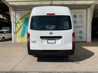 Nissan Urvan Pasajeros 2019 4p L4/2.5 Man 12/Pas Paq. Seg. 2019 Nissan Urvan Pasajeros Venta Exteriores 6