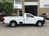 Nissan NP300 Pick Up 2020 2p L4/2.5 Man A/A 2020 Nissan NP300 Pick Up Venta Exteriores 4