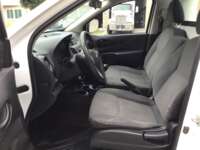 Nissan NP300 Pick Up 2020 2p L4/2.5 Man A/A 2020 Nissan NP300 Pick Up Venta Interiores 13