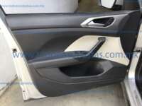 Volkswagen T-Cross 2022 5p Highline L3/1.0/T Tiptronic Línea Nueva 2022 Volkswagen T-Cross Ingreso Interiores 14