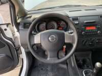 Nissan Tiida 2017 4p Sedán Sense L4/1.8 Man 2017 Nissan Tiida Venta Interiores 1