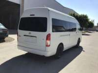 Toyota Hiace 2019 5p L4/2.7 Man 15/Pas 2019 Toyota Hiace Venta Exteriores 5