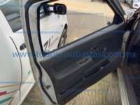 Nissan NP300 2009  20240110_172439052_iOS