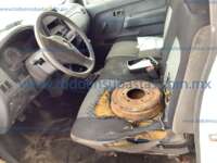 Nissan NP300 2009  20240110_172442945_iOS