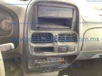 Nissan NP300 2009  20240110_172505330_iOS