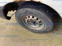 Nissan NP300 2009  20240110_172756777_iOS