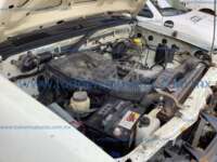 Nissan NP300 2009  20240110_172609792_iOS