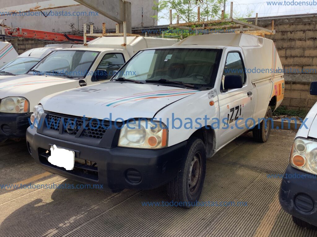 Nissan NP300 2011 4p Típica L4/2.4 Man A/A 20240110_171101430_iOS