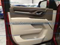 GMC Yukon 2021 5p Denali V8/6.2 Aut    IMG_1801