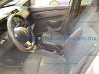 Renault Kwid 2022 5p Intens L3/1.0 Man IMG_2556