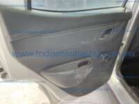 Renault Kwid 2022 5p Intens L3/1.0 Man IMG_4287