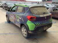 Renault Kwid 2022 5p Intens L3/1.0 Man IMG_4175