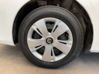 Nissan March 2022 5p Sense L4/1.6 Man            2022 Nissan March Venta Llantas 1