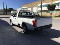 Nissan NP300 Frontier 2018 2p L4/2.5 Man A/A Paq. Seg. 2018 Nissan NP300 Pick Up Venta Exteriores 7