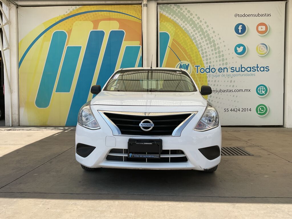 Nissan Versa 2022 4p Sense L4/1.6 Man 2022 Nissan Versa Venta Exteriores 2