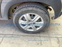 Renault Kwid 2022 5p Intens L3/1.0 Man IMG_3072