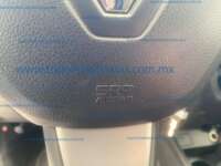 Renault Kwid 2022 5p Intens L3/1.0 Man IMG_2721