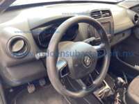 Renault Kwid 2022 5p Iconic L3/1.0 Man IMG_5874