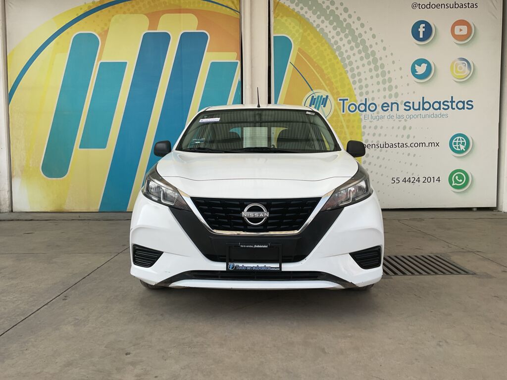 Nissan March 2022 5p Sense L4/1.6 Aut          2022 Nissan March Venta Exteriores 2