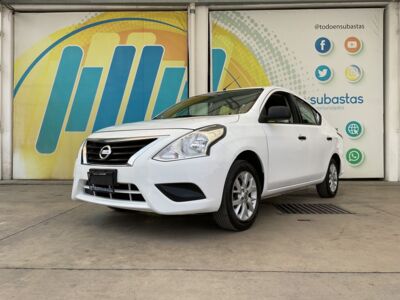 Nissan Versa 2022 4p Sense L4/1.6 Man