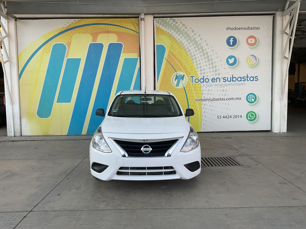 Nissan Versa 2022 4p Sense L4/1.6 Man 2022 Nissan Versa Venta Exteriores 2