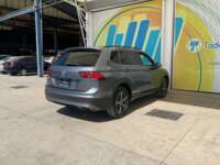 Volkswagen Tiguan 2019 5p Comfortline L4/1.4/T DSG Piel 2019 Volkswagen Tiguan Venta Exteriores 5