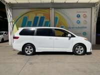 Toyota Sienna 2018 5p LE V6/3.5 Aut     2018 Toyota Sienna Venta Exteriores 4