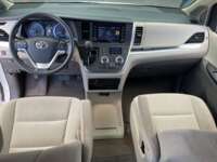 Toyota Sienna 2018 5p LE V6/3.5 Aut     2018 Toyota Sienna Venta Interiores 4