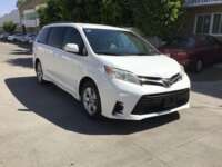 Toyota Sienna 2020 5p LE V6/3.5 Aut 2020 Toyota Sienna Venta Exteriores 3